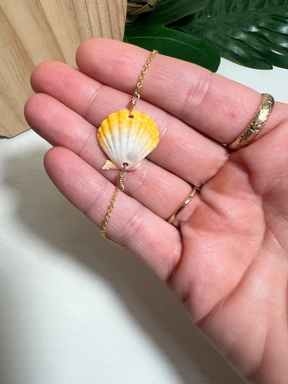 Sunrise Shell Bracelet - Gold Filled