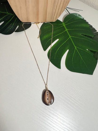 Snakehead Cowry Lip Necklace