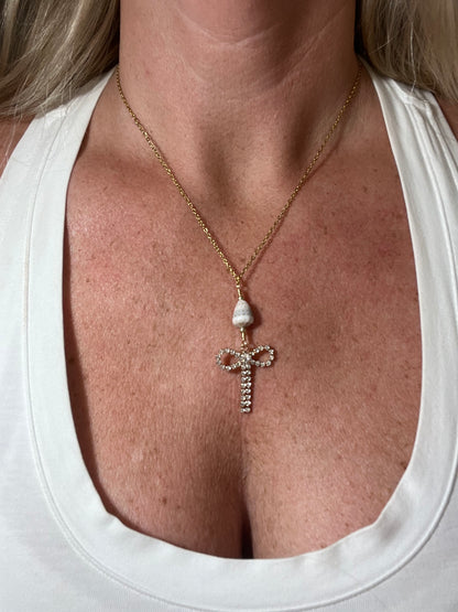 Abbreviated Cone and Bow Charm Necklace