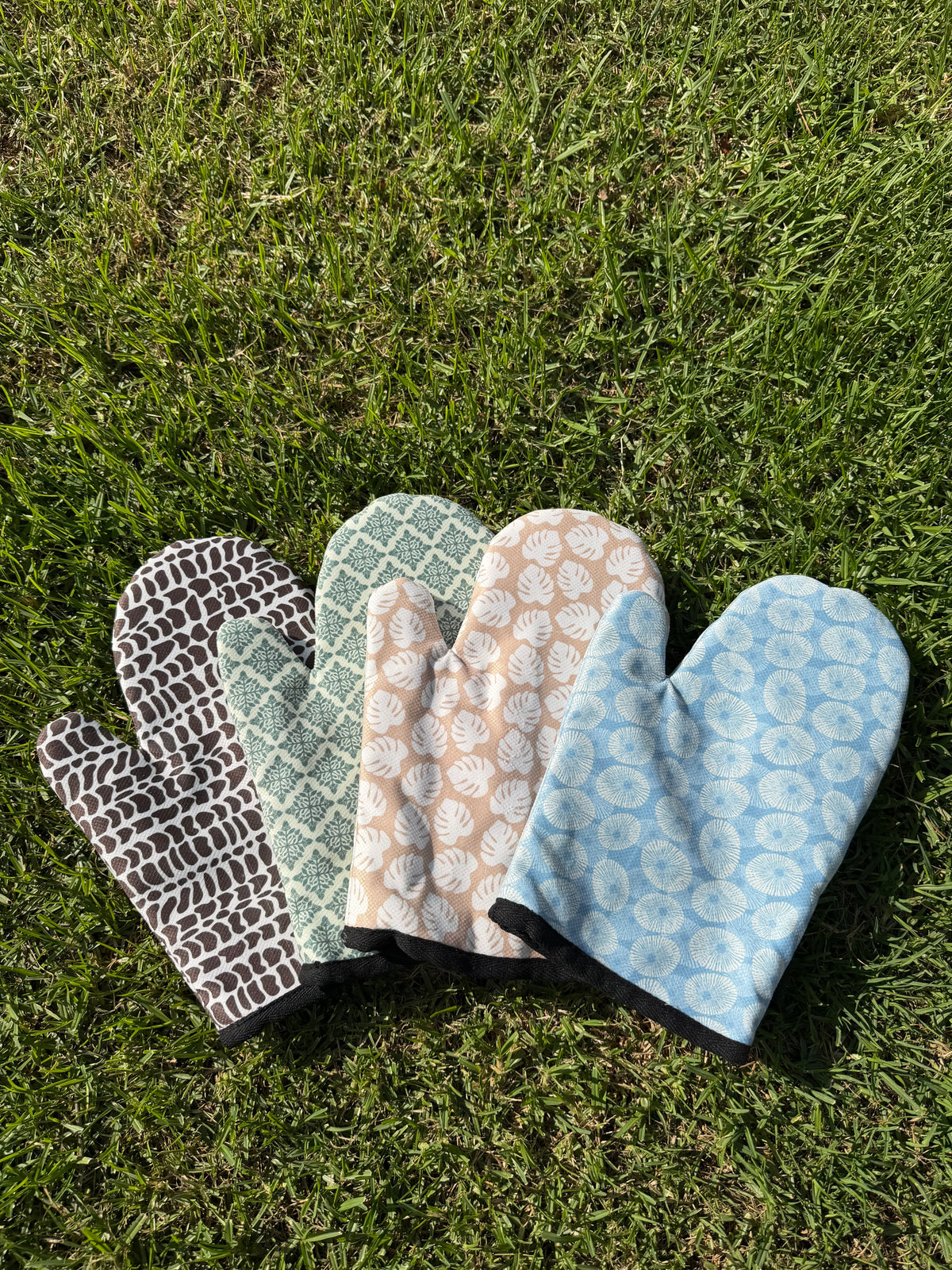 Coastal Oven Mitt | Tropical & Seashell Patterns