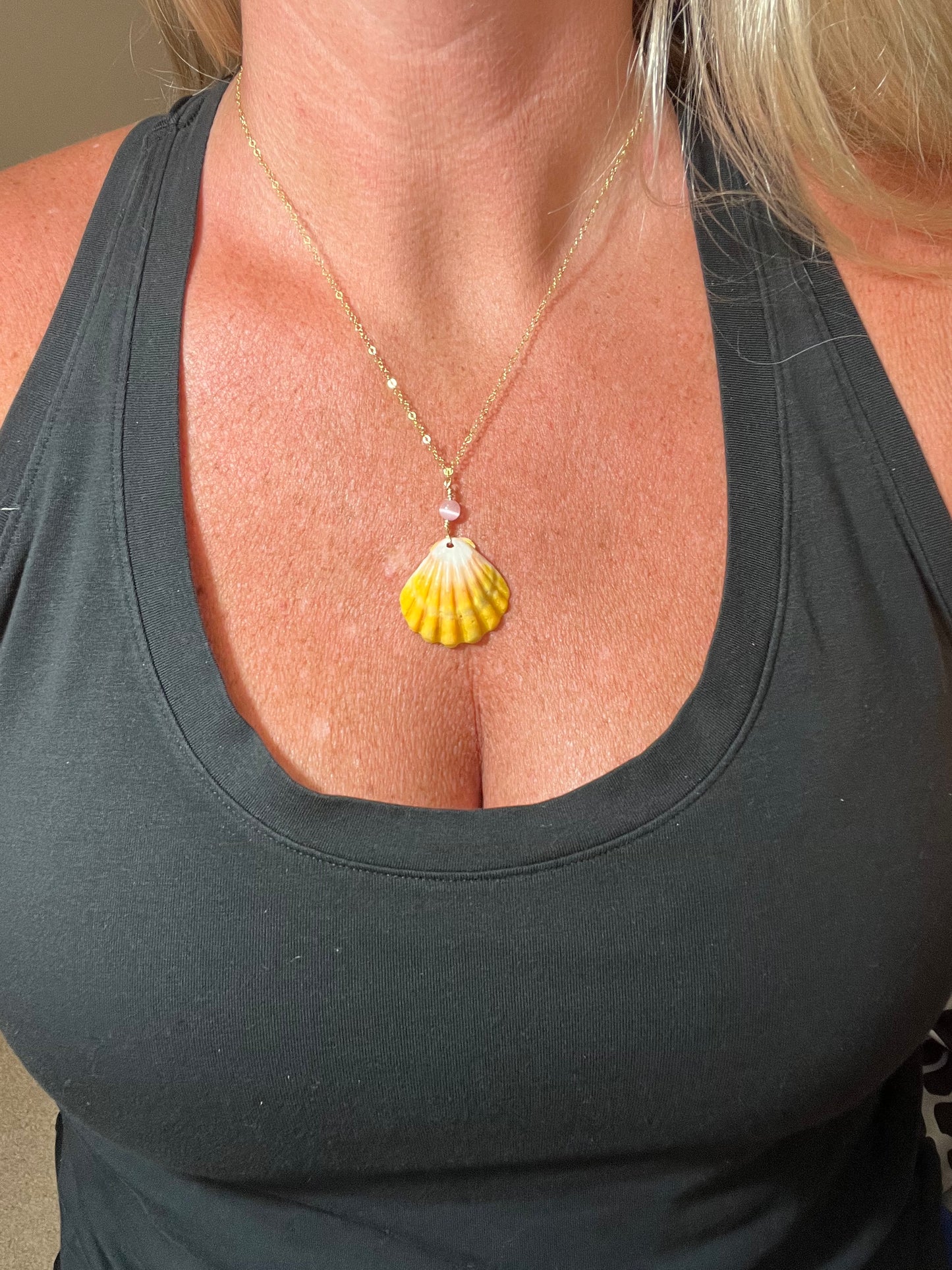 Sunrise Shell Necklace - Gold Filled