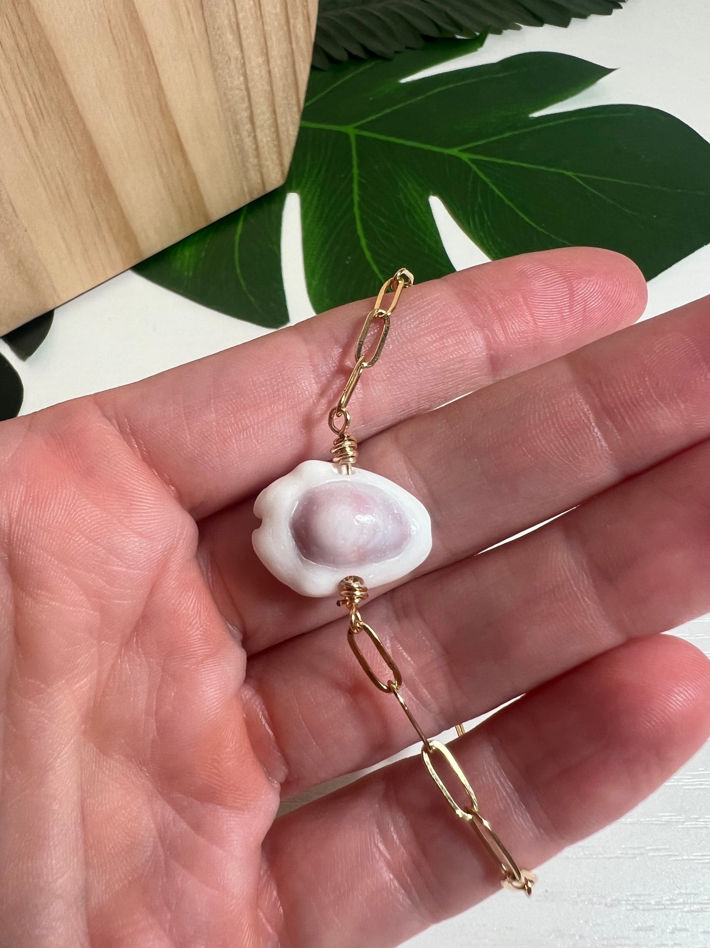 Money Cowry Bracelet - Adjustable