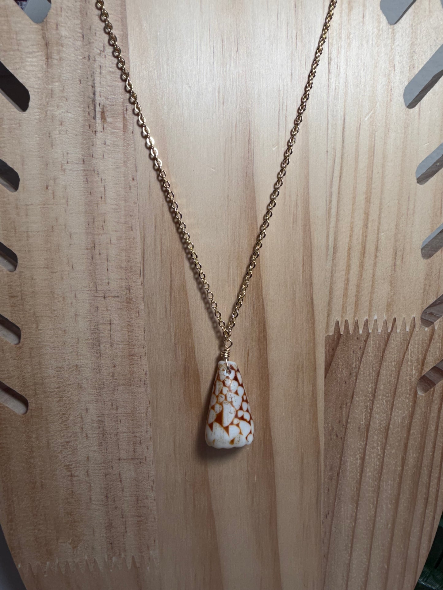 Marbled Cone Pendant Necklace – Gold Filled | 18 inch
