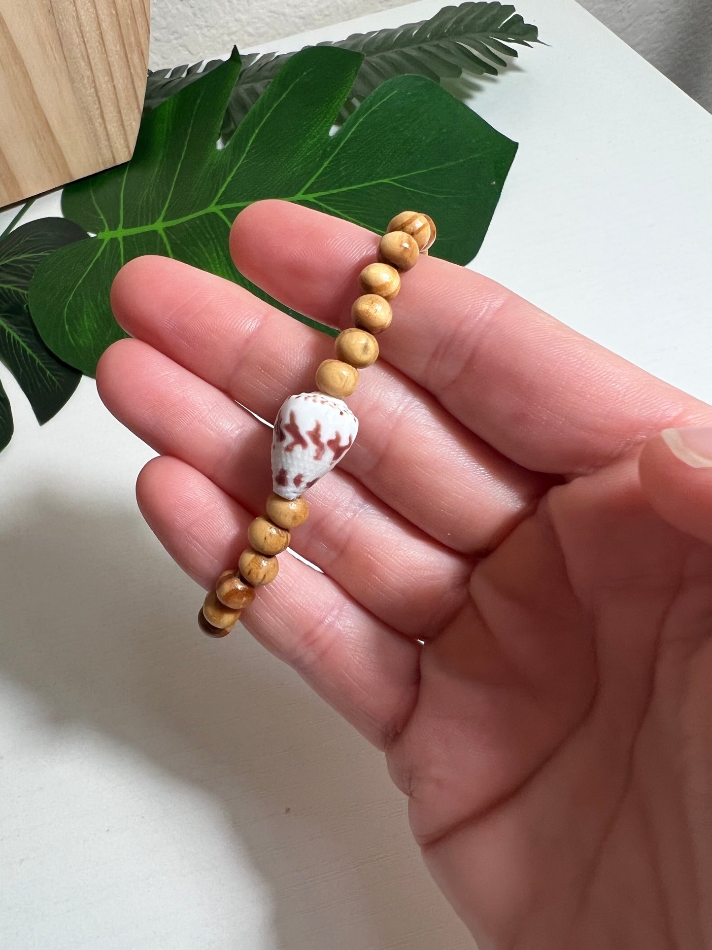 Marriage Cone and Wood Bead Stretch Bracelet
