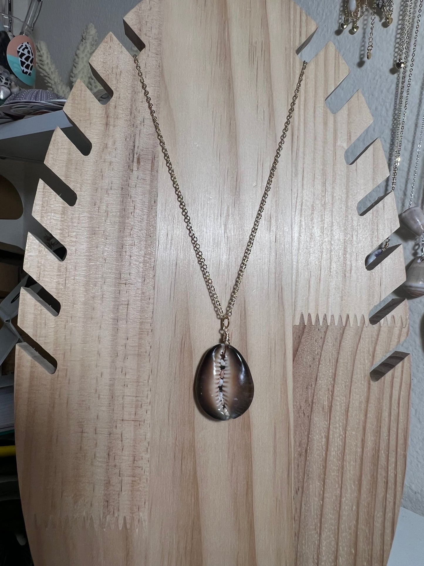 Snakehead Cowry Lip Necklace