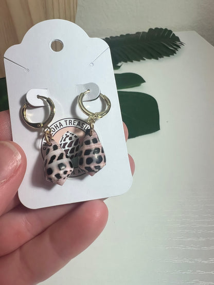 Hebrew Cone Shell Huggie Earrings