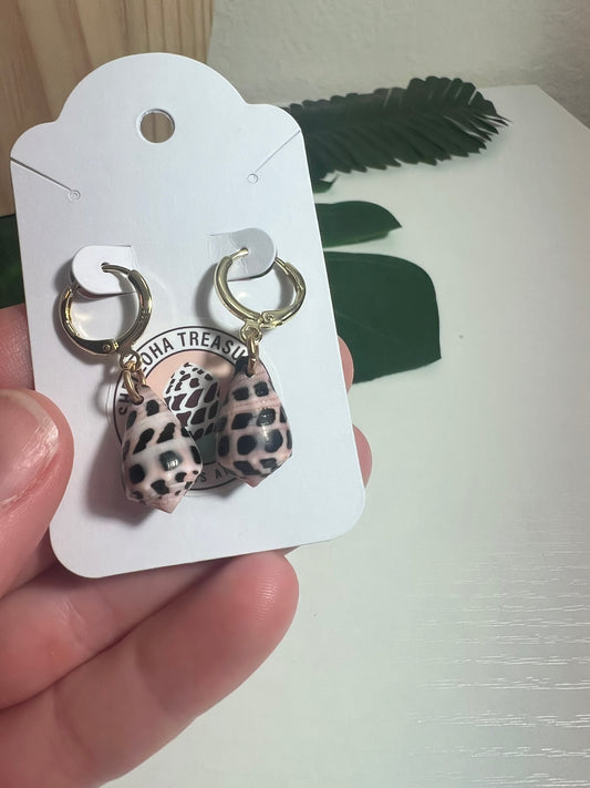 Hebrew Cone Shell Huggie Earrings
