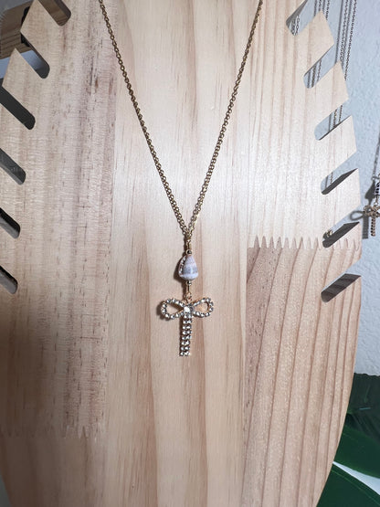 Abbreviated Cone and Bow Charm Necklace
