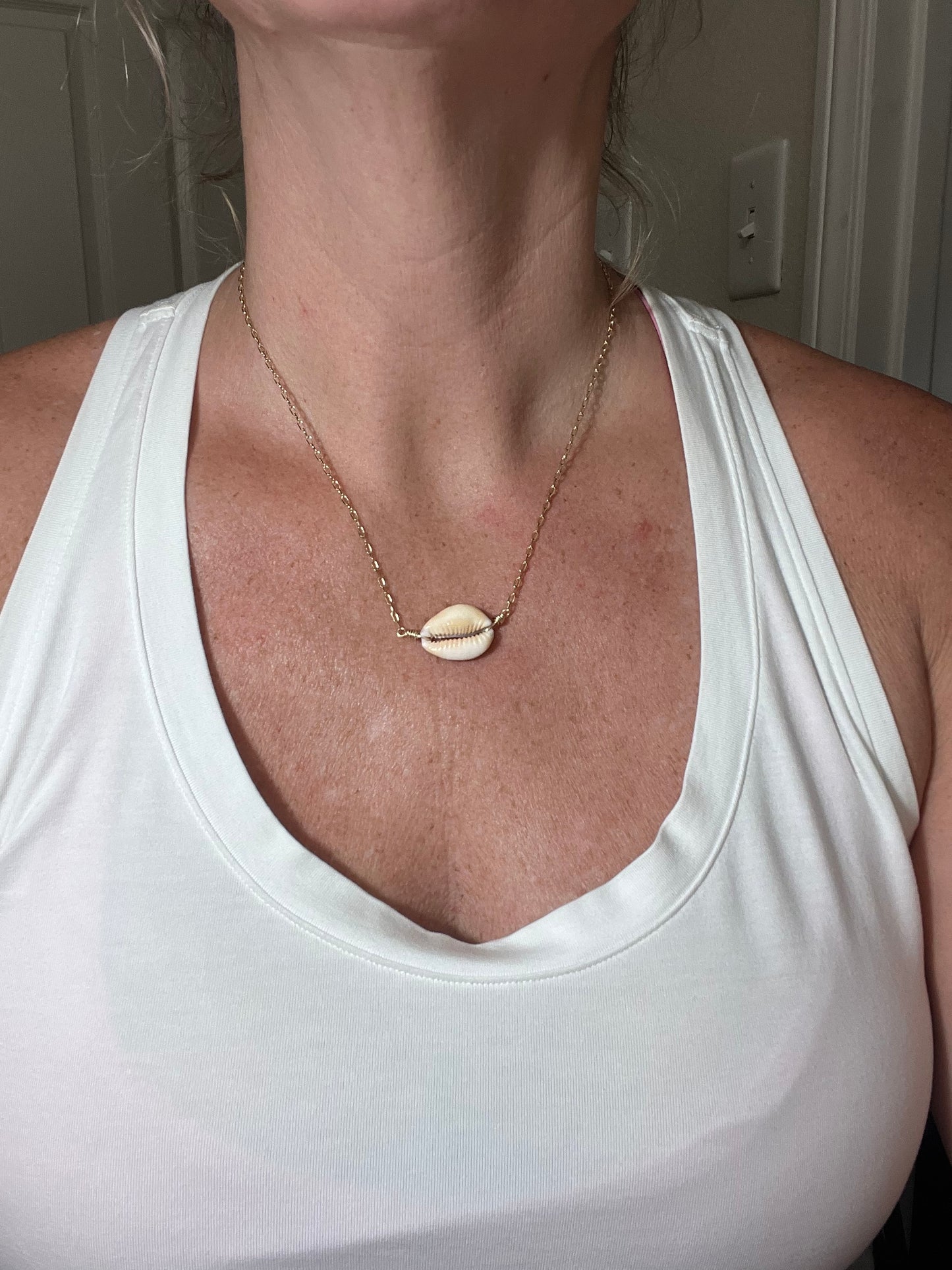 Honey Cowry Lip Necklace