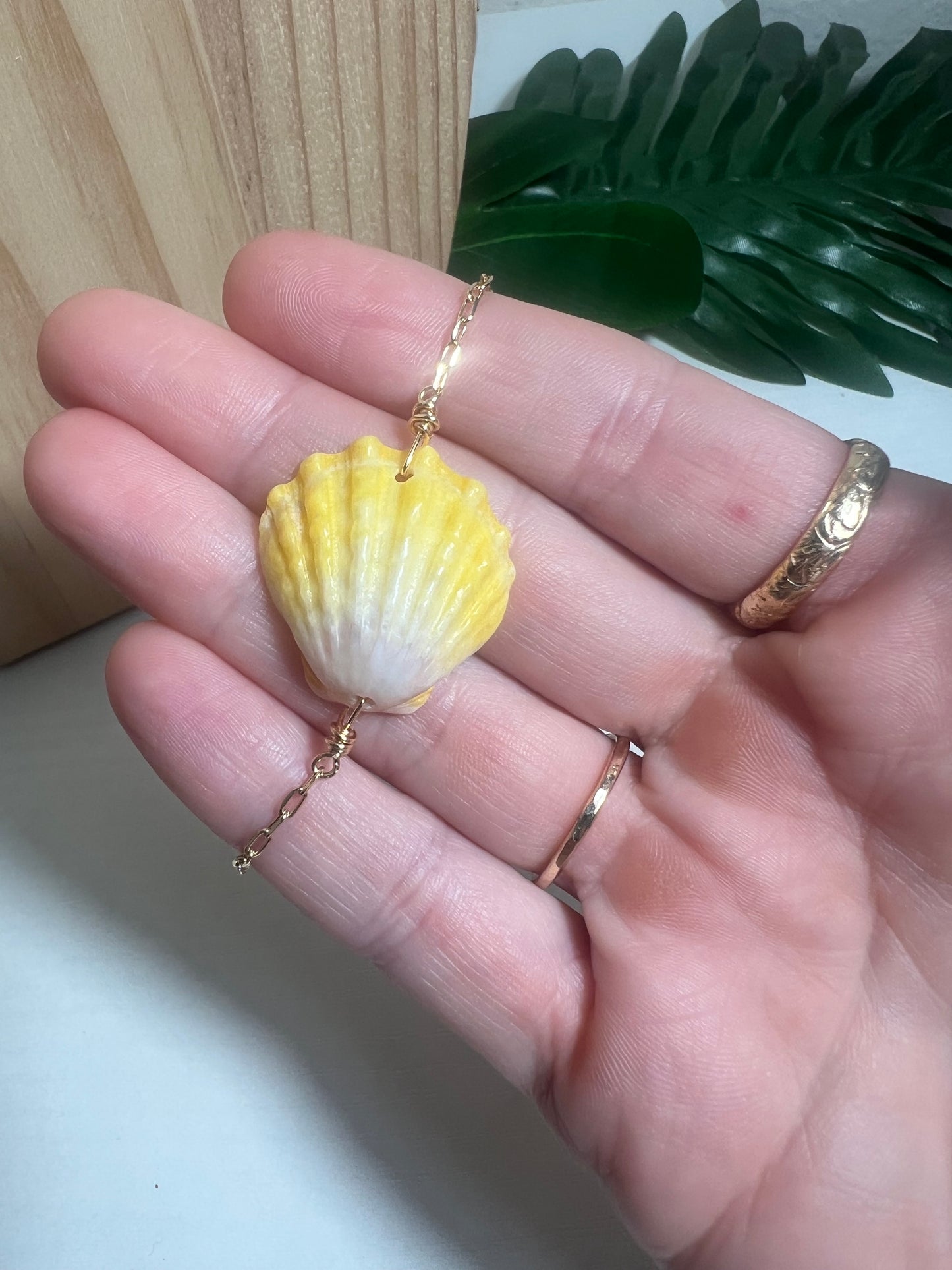 Sunrise Shell Bracelet