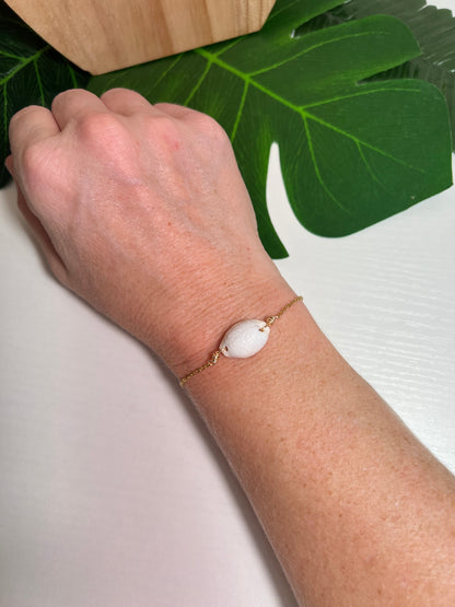 Nucleus Cowry Bracelet