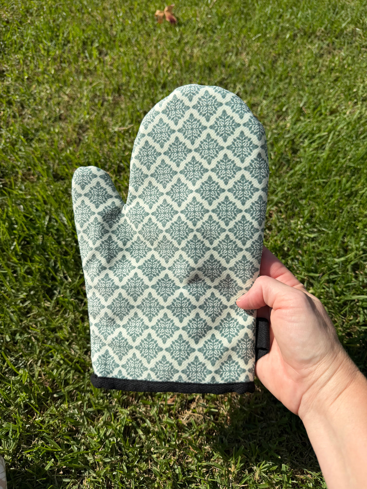 Coastal Oven Mitt | Tropical & Seashell Patterns
