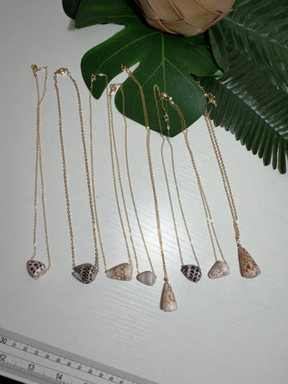 Marbled Cone Pendant Necklace – Gold Filled | 18 inch