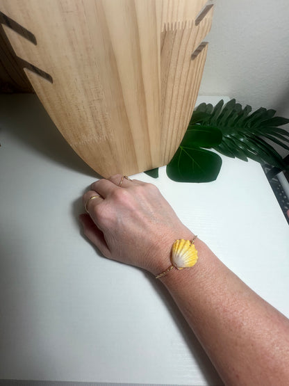 Sunrise Shell Bracelet