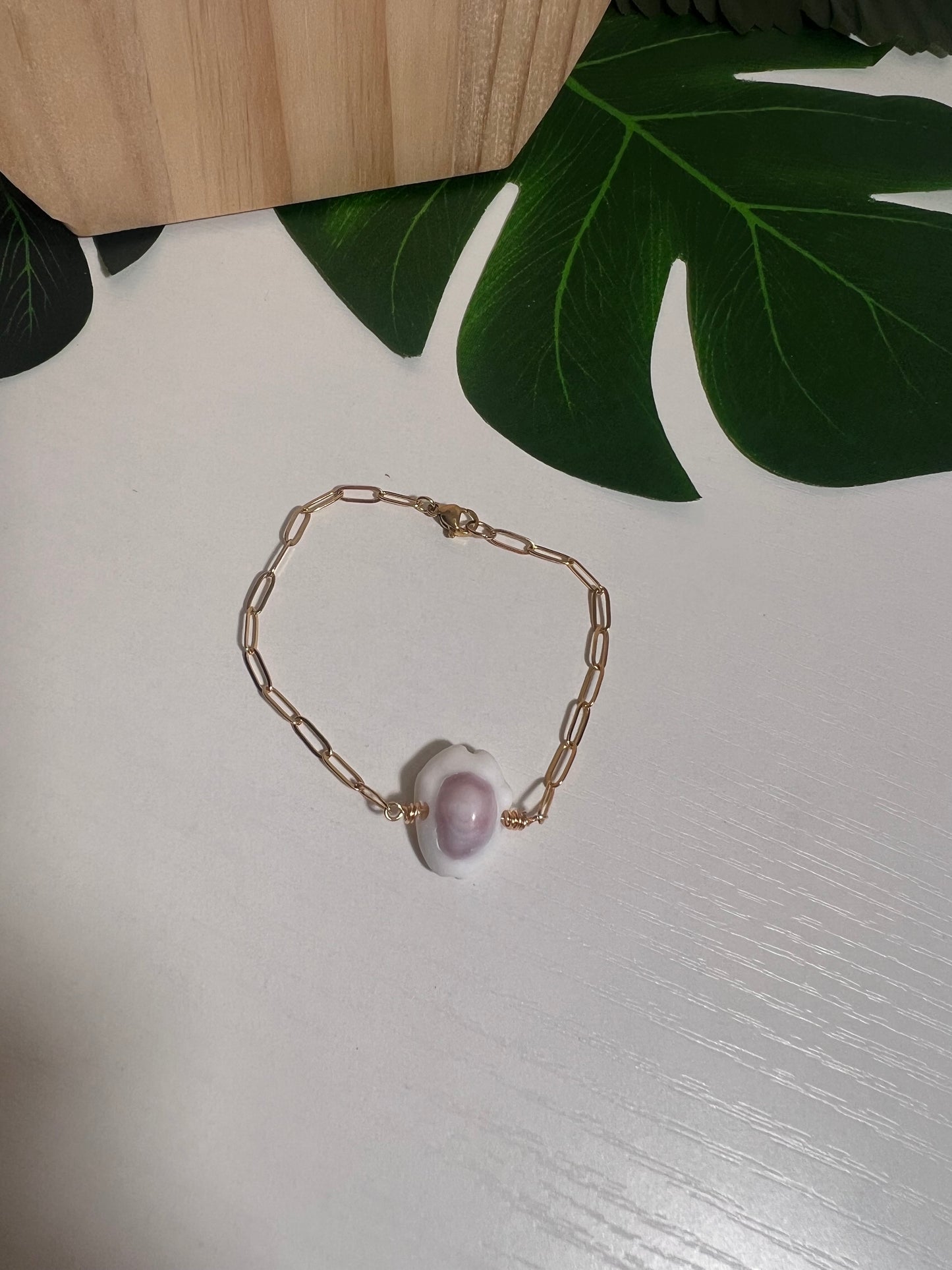 Money Cowry Bracelet - Adjustable