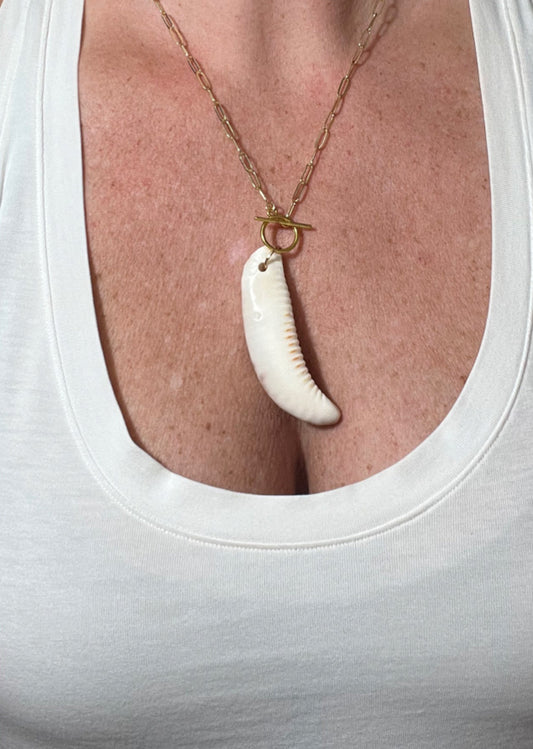 Large Cowry Lip Necklace