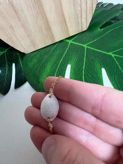 Nucleus Cowry Bracelet