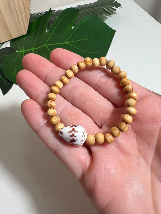 Marriage Cone and Wood Bead Stretch Bracelet