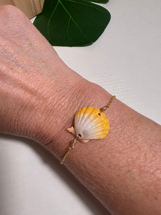 Sunrise Shell Bracelet - Gold Filled