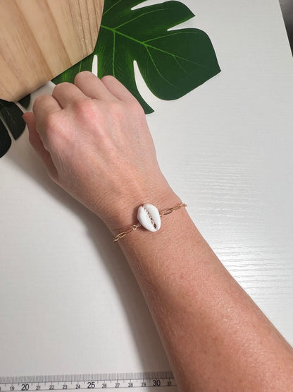 Money Cowry Bracelet - Adjustable