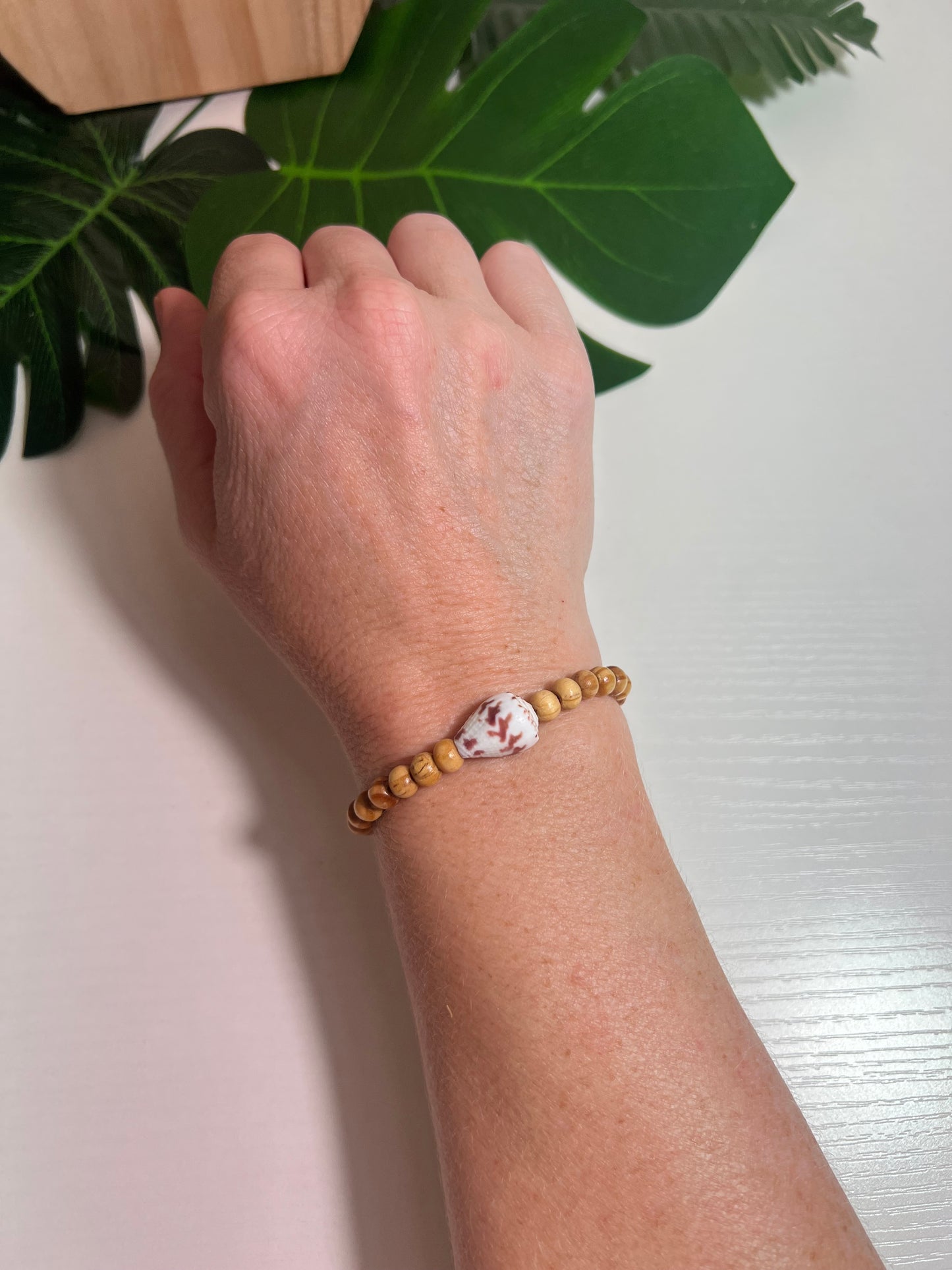 Marriage Cone and Wood Bead Stretch Bracelet