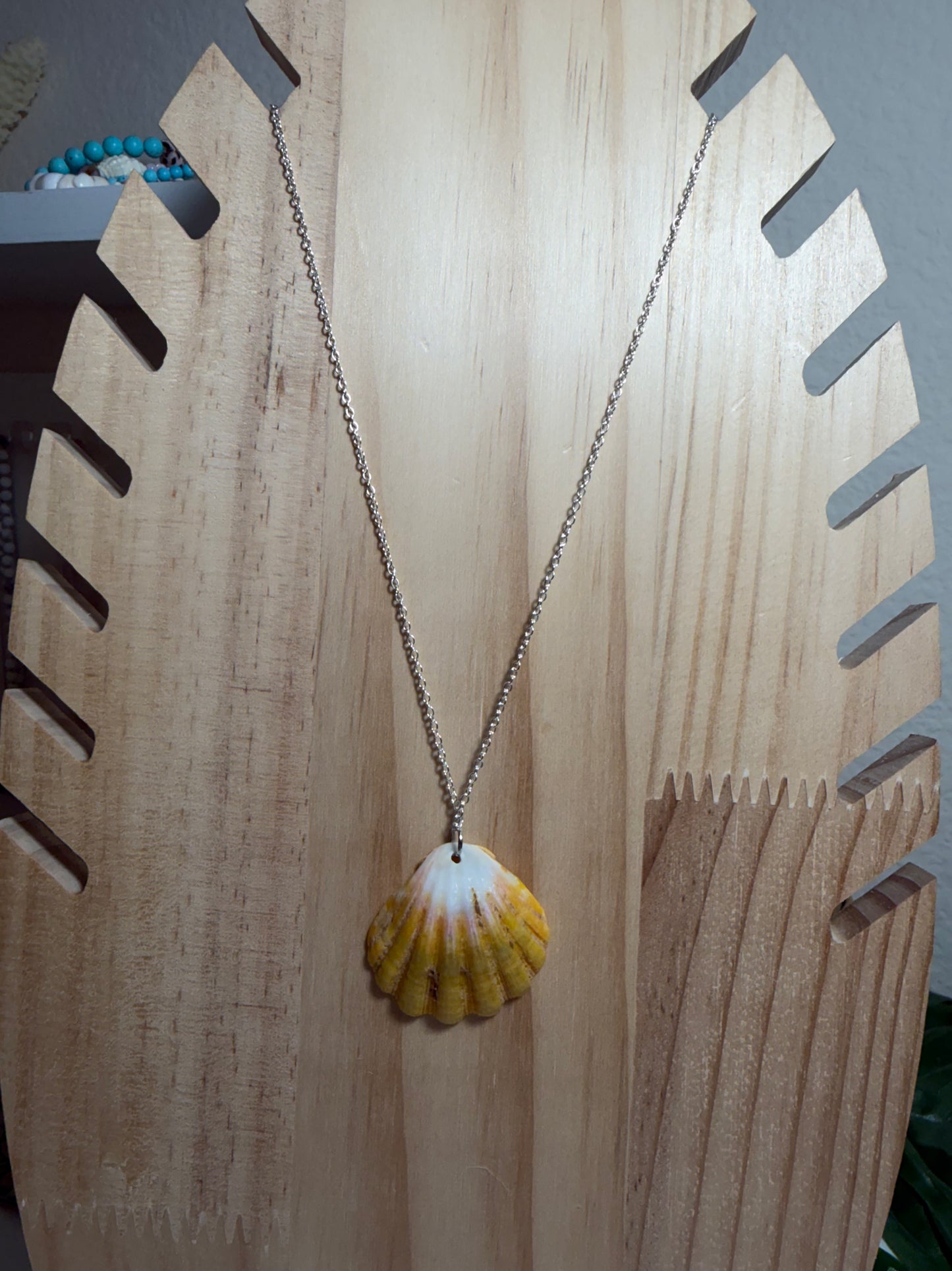 Hawaiian Sunrise Shell Silver Necklace