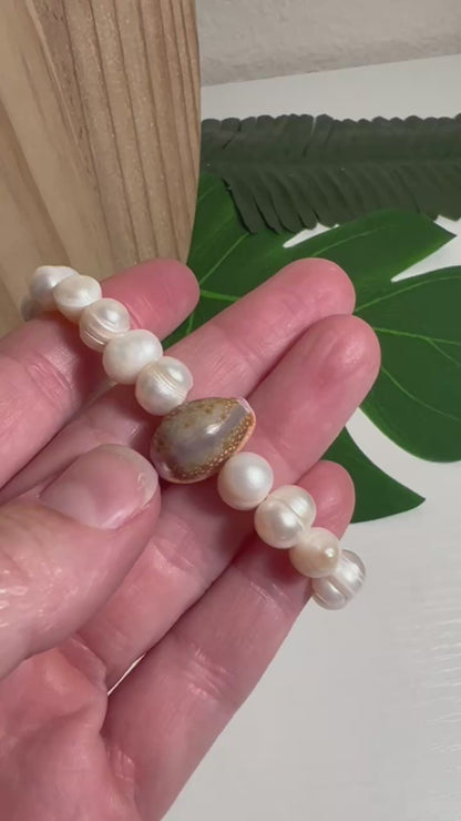 Honey Cowry and Pearl Stretch Bracelet