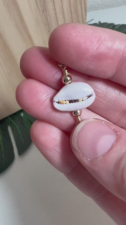 Porous Cowry Bracelet