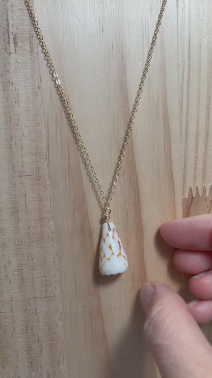 Marbled Cone Pendant Necklace – Gold Filled | 18"